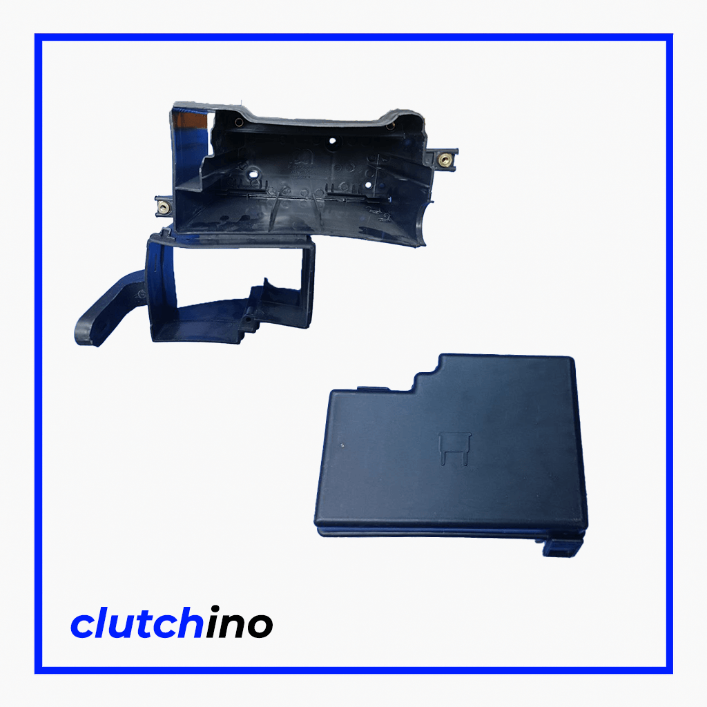 <p>قاب جعبه فیوز سمند سورن دو قلو با طراحی مقاوم و استاندارد، فیوزها و رله‌های خودرو را در برابر گرد و خاک، رطوبت و حرارت محافظت کرده و دوام و ایمنی سیستم برق را تضمین می‌کند.</p>